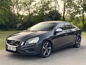 Volvo S60 R-Design 2.0Tdi 120kw Automaat