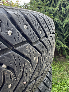 Naelrehvid 225/65R17 (4 foto / 6)