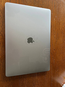 MacBook Pro 2019 Retina 15″ Core i9 2.3GHz / 16GB / INT (4 foto / 4)