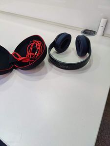 Beats studio проводной (2 фото из 2)