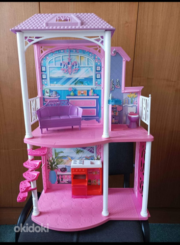 Barbie nukumaja / nukkude maja