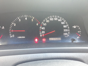 Toyota corolla verso 2003 (2 foto / 8)