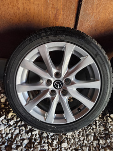 Mazda (5 фото из 9)