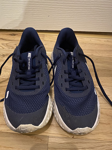 Nike tossud, s.36,5 (2 foto / 3)