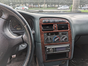 Toyota Avensis 2.0TD 66kw (3 foto / 8)