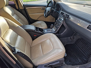 Volvo S80 2.4 120kW (7 foto / 14)
