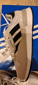 Новые adidas (3 фото из 3)