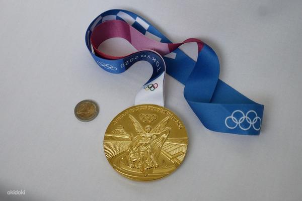 Tokyo 2020 OM medal (foto #1)
