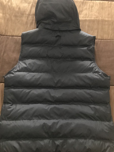 Жилет GANT (2 фото из 3)