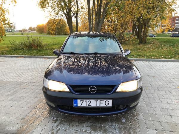 Opel Vectra B (foto #1)
