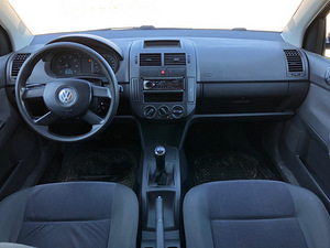 Vw Polo 1.2 Bensiin 2006 a. (6 foto / 9)