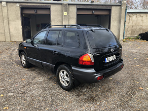 Hyundai Santa Fe 2.0crdi 4x4 (6 foto / 11)