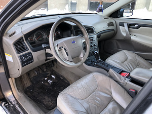 Volvo v70 2.4d 96kw (6 foto / 7)
