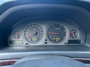 Volvo s80 2.4 дизель 120 квт автомат (12 фото из 12)