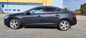 Volvo S60, 2.0, 120 KW, 2012. aasta (2 foto / 15)