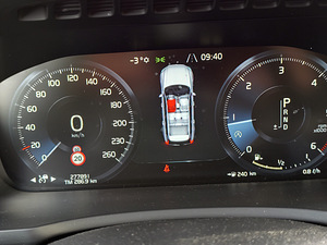 Volvo XC90, 2018 a, 173KW, 278345 km, diisel (10 foto / 15)