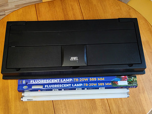 Kasutatud Juwel kate 80x35 (Rio 125) + 6 lampi komplektis (2 foto / 5)