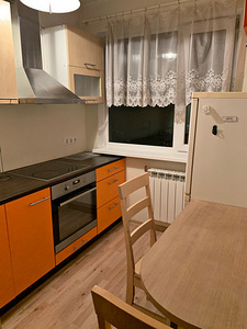 Üürile anda 2-toaline hubane renoveeritud korter Mustamäel (3 foto / 7)