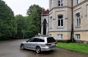 Mitsubishi Galant sport. (3 foto / 12)
