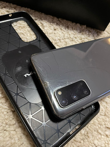 Samsung Galaxy S20 128GB (3 foto / 5)