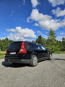 Volvo V70 (4 foto / 12)