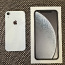 Apple iPhone XR 64 ГБ белый (фото #3)