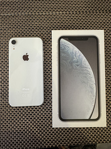 Apple iPhone XR 64GB White (3 foto / 3)