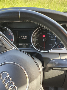 Audi a5 s line (15 foto / 15)