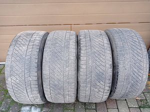 Kasutatud Continental lamellrehvid 275/45 R20 (2 foto / 3)
