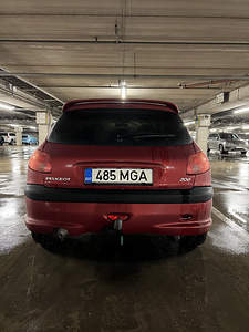 Peugeot 206 (4 foto / 11)