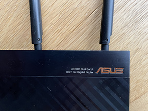 Роутер Asus AC1900 двухдиапазонный (4 фото из 4)
