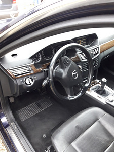 Mercedes-Benz E 200 BlueEfficiency 2.1 CDI 100kW (9 foto / 10)