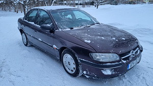 Opel Omega 2.0 100kw (4 foto / 5)