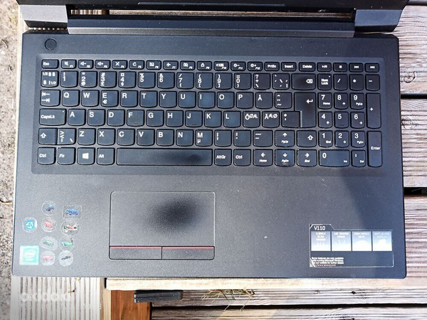 Lenovo V110-15IAP, мало использовался. (фото #5)