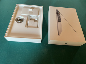 MacBook Pro 13 — 2020, Intel Core i5 8 Gb 256 Gb + Touch Bar (5 foto / 6)