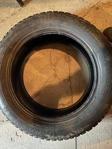 Goodyear UltraGrip Ice Arctic 225/55 R17 (2 foto / 2)