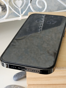iPhone 14 Pro 128 GB Space Black (3 foto / 8)