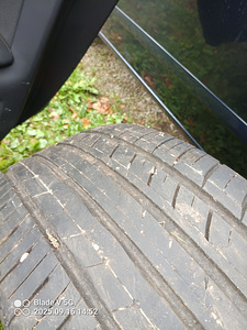 245/45R18 (3 фото из 3)