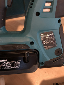 Puurvasar Makita BHR261T (3 foto / 3)