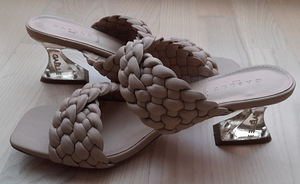 Gaelle Paris (2 фото из 5)