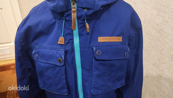 Ярко-синяя куртка размера L (40). (фото #3)