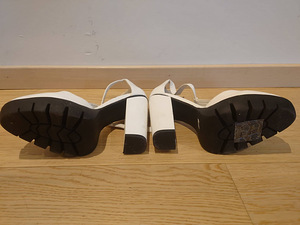 Valged kingad, ALDO, kunstnahk (3 foto / 5)