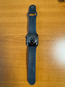 Apple Watch series 7 41 (3 foto / 3)