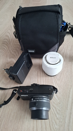 Фотоаппарат Nikon S1