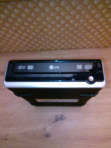 DVD-draiv (1 foto / 3)
