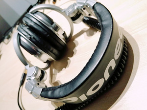 Pioneer HDJ1000 (2 foto / 5)