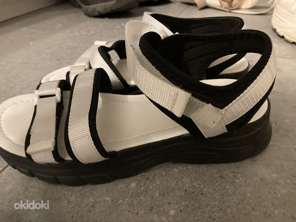 Sandaalid UUED 2 euro (foto #1)