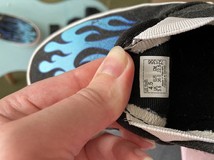 Кроссовки Vans (3 фото из 3)