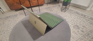 Microsoft Surface Pro 9 (2 foto / 5)