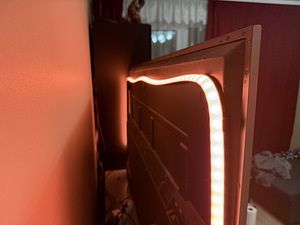 Sony 65” 4K TV + Philips Hue Ambilight (Sync Box + Gradient) (2 foto / 4)